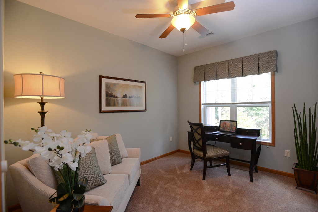 The Highlands At Mahler Park Apartments 55+, 1555 Lyon Drive, Neenah